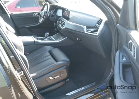 2022 BMW X5 Sdrive40I z USA, uszkodzony, nr VIN 5UXCR4C02N9L84578